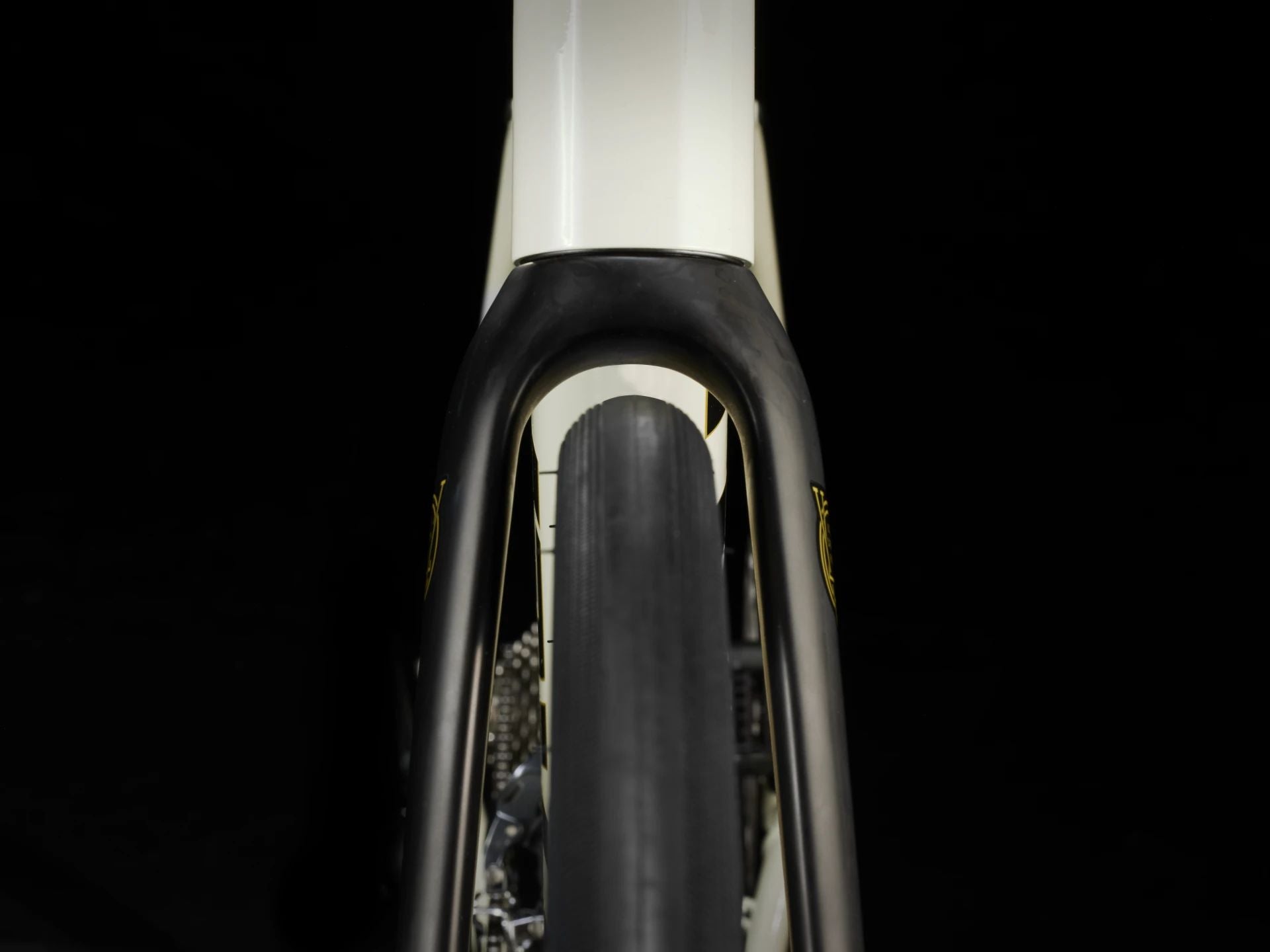 Trek Domane AL 4 Era White 2025