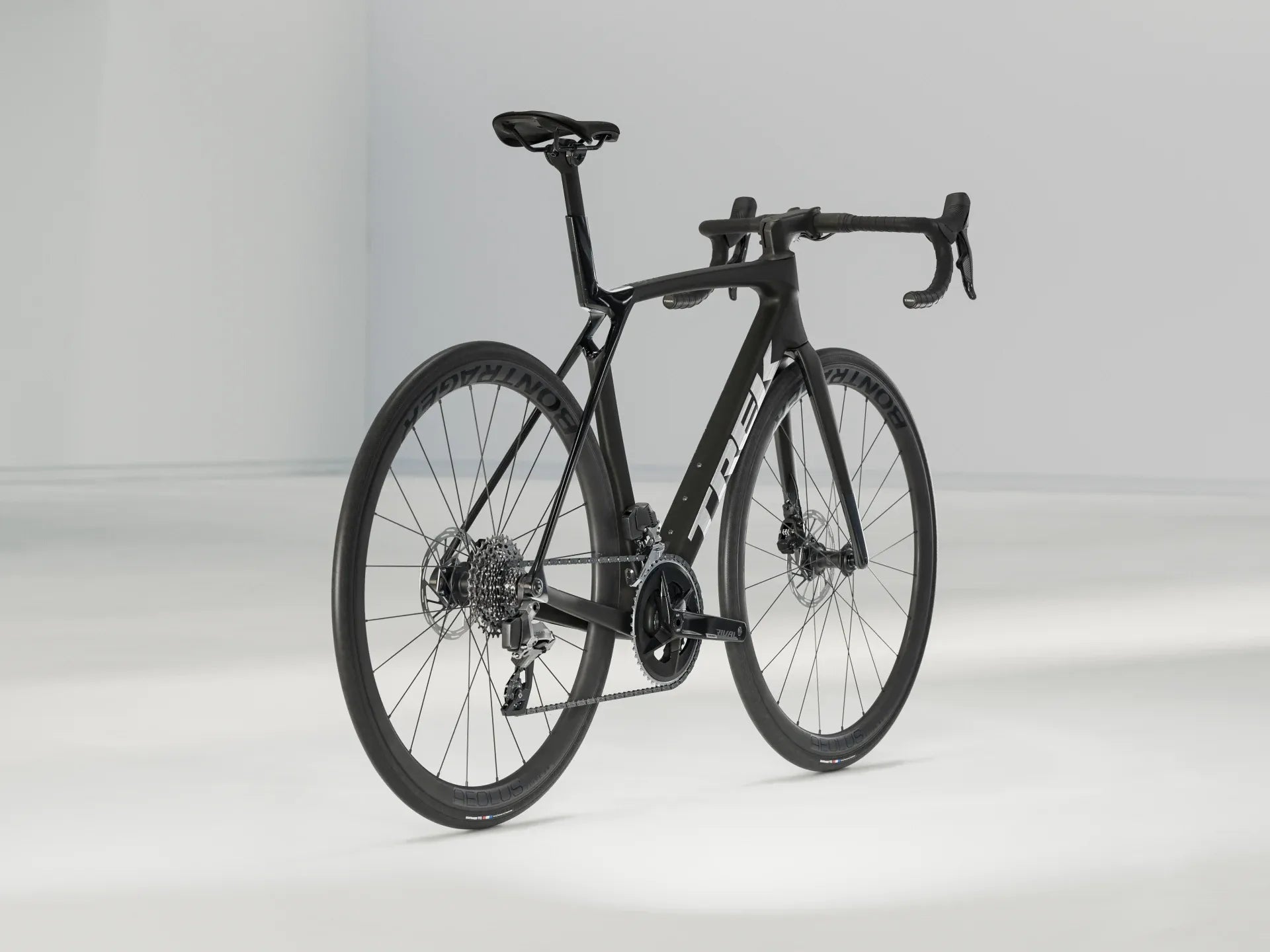 Trek Madone SL 6 AXS Gen 8 Matte Dark Web 2025