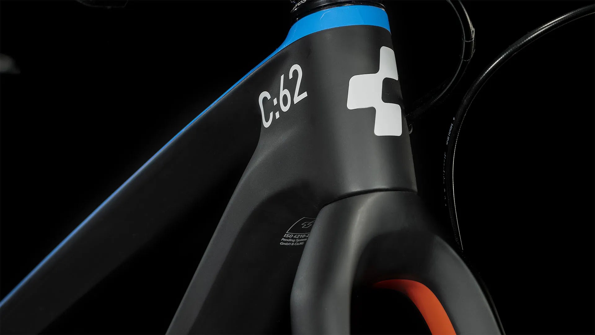 Cube Elite 240 C:62 Pro carbon´n´blue´n´red 2025