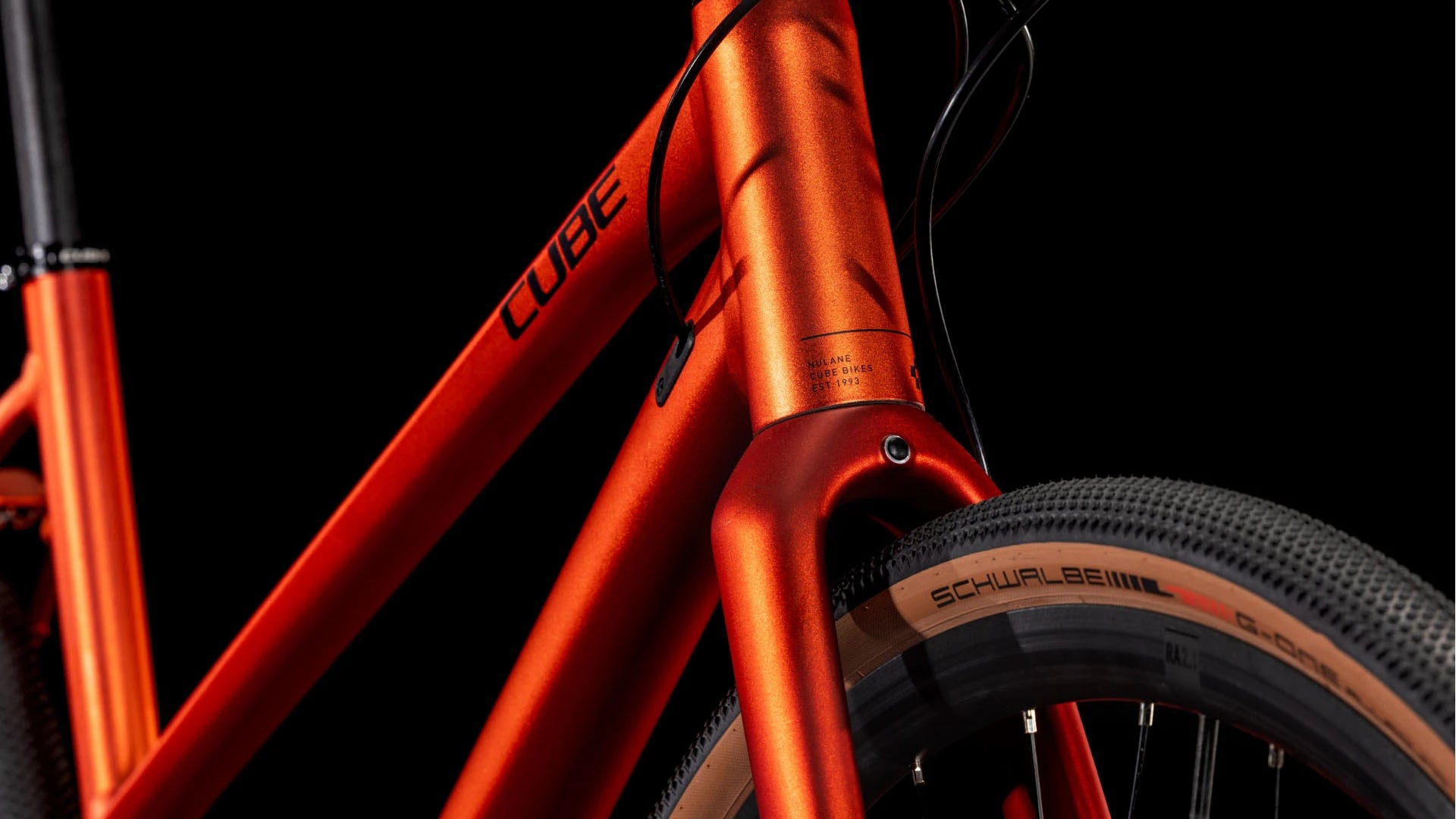 Cube Nulane Pro fireorange´n´black Trapez 2025