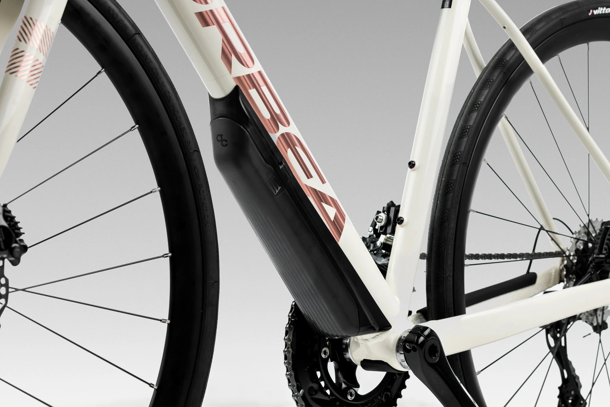 Orbea AVANT H30 White - Bronze 2025