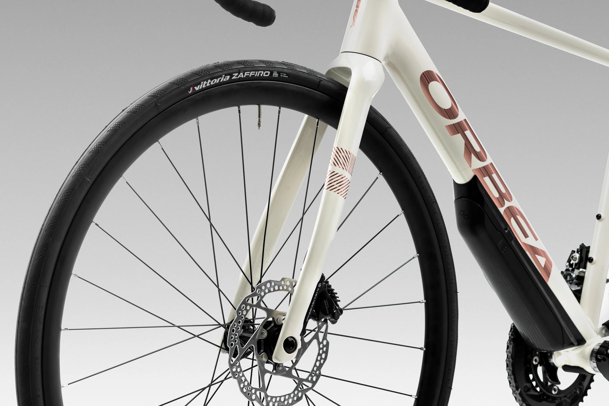 Orbea AVANT H30 White - Bronze 2025