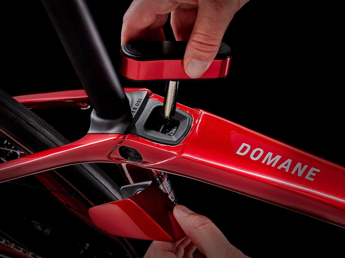 Trek domane sl6 sale red